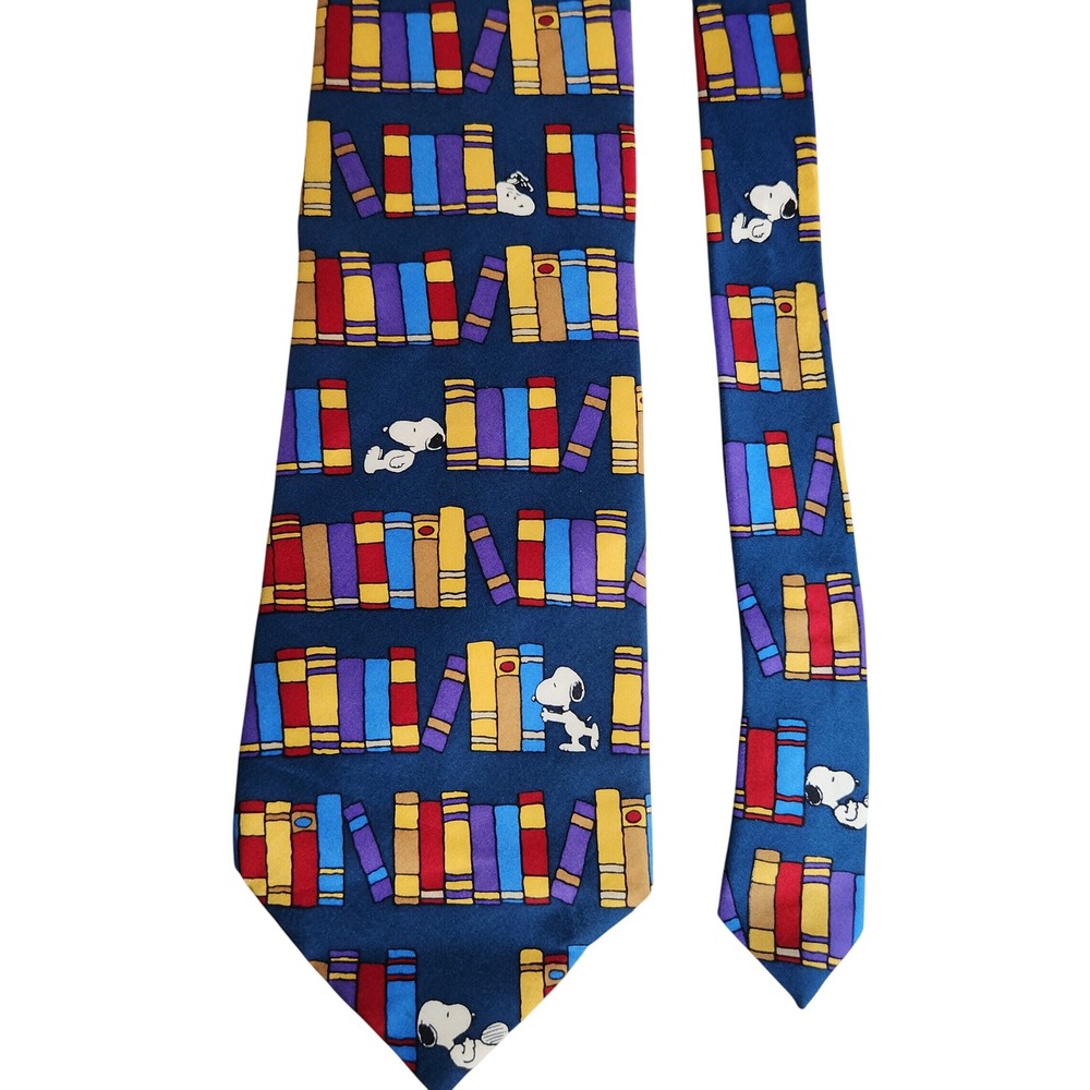 Snoopy & Friends Vintage Necktie Library Books Navy Blue Silk Novelty Teacher